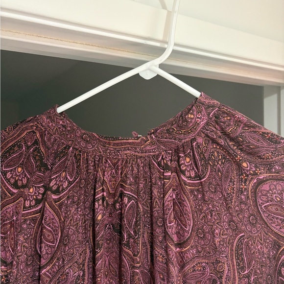 Elegant Paisley Long Sleeve Dress - Picture 4 of 5